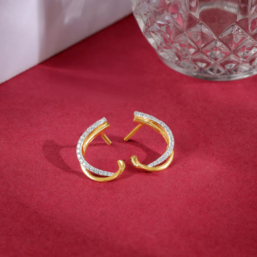 This Gold Pendant Has a Pear Drop Motif